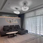New Mount Austin Swarovski Design 15 Pax Condo